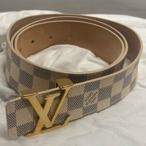 Louis Vuitton LV Men’s Belt Gold